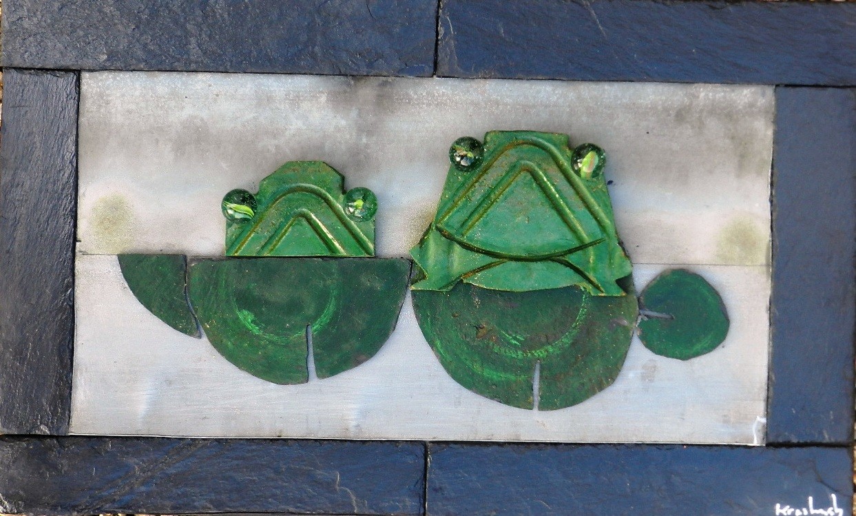 Grenouilles sur nénuphar